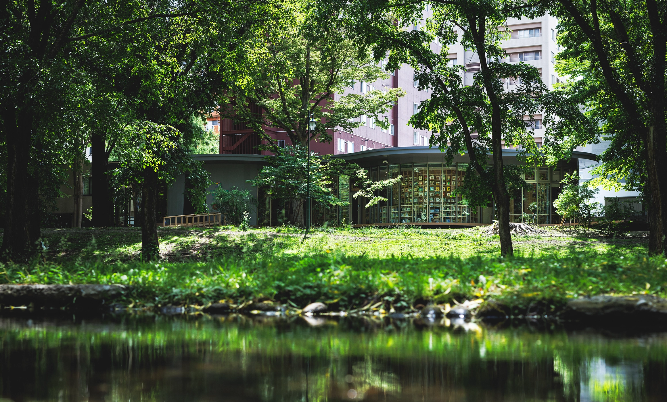 Exterior Image 02